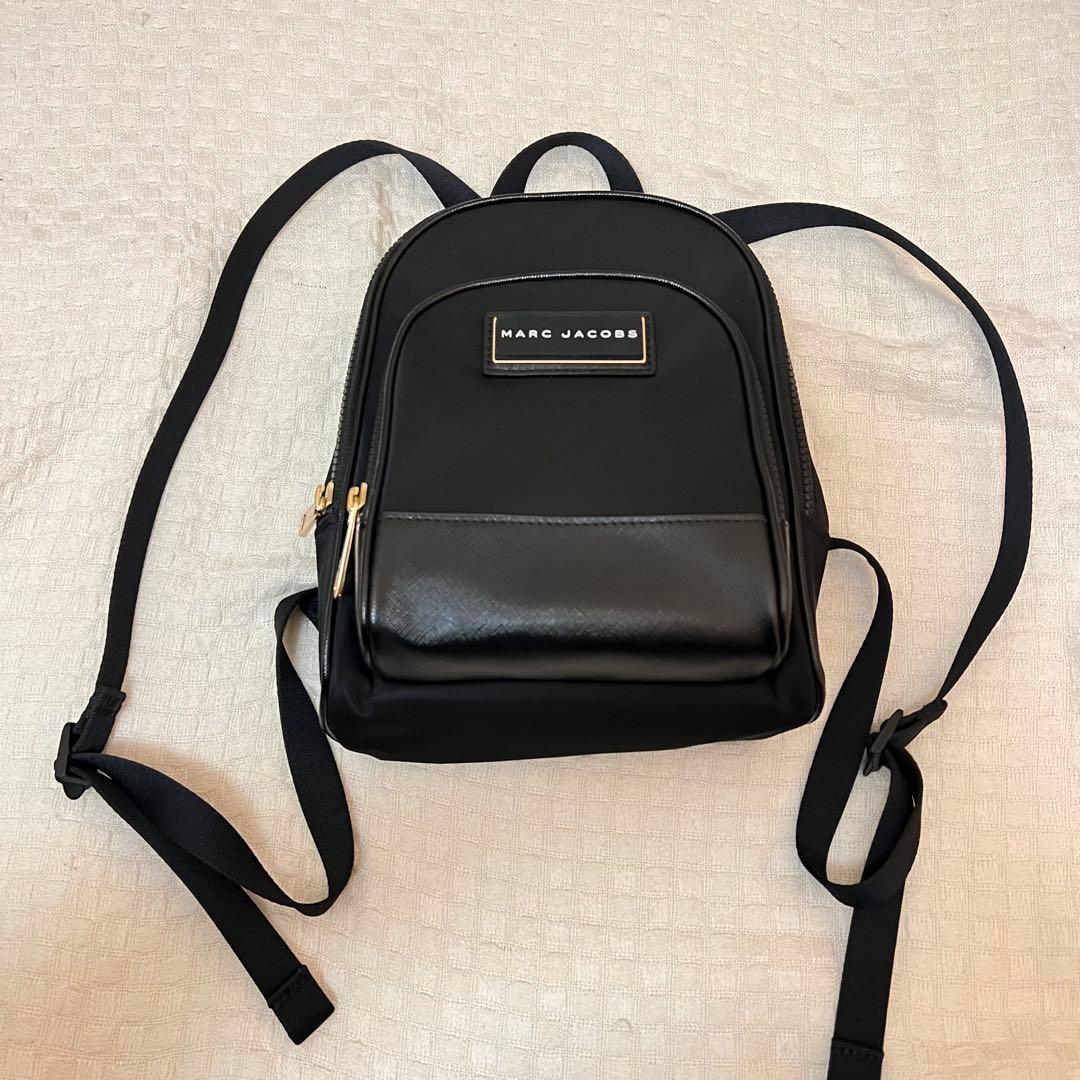MARC JACOBS ブラックミニリュック