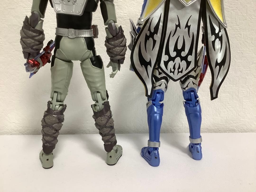 S.H.Figuarts フィギュアーツ　仮面ライダー鎧武