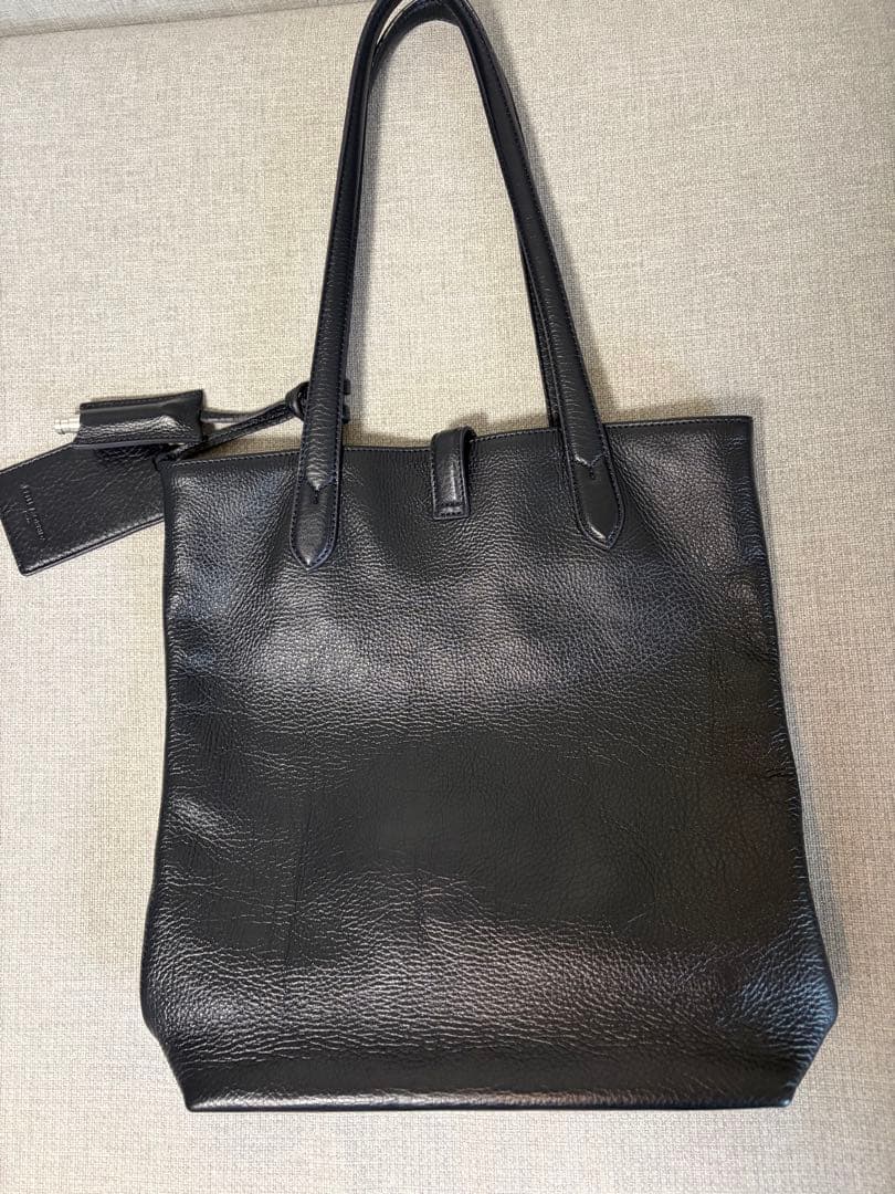 PELLE MORBIDA スリムトート MB069 ネイビー ペッレモルビダ - メルカリ