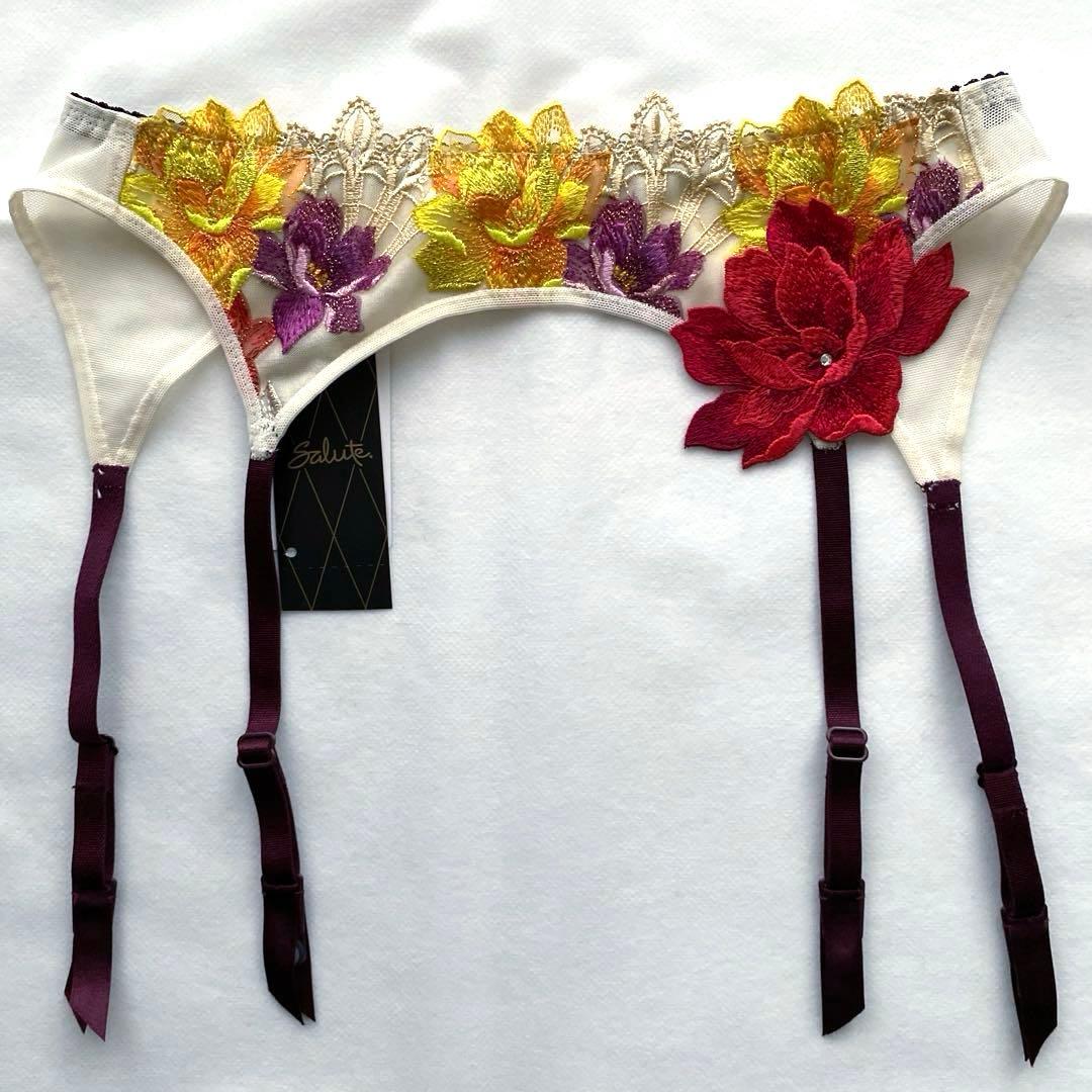 サルート 30G ライオンキング ブラC70 & ソングM & ガーターM CR