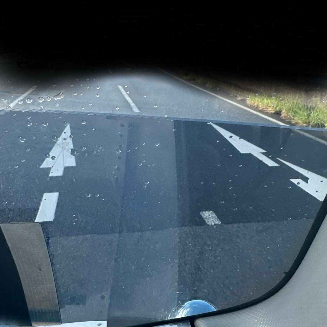 いすゞ07エルフワイド フロントスクリーン中古 新品のアクリル板での製作可