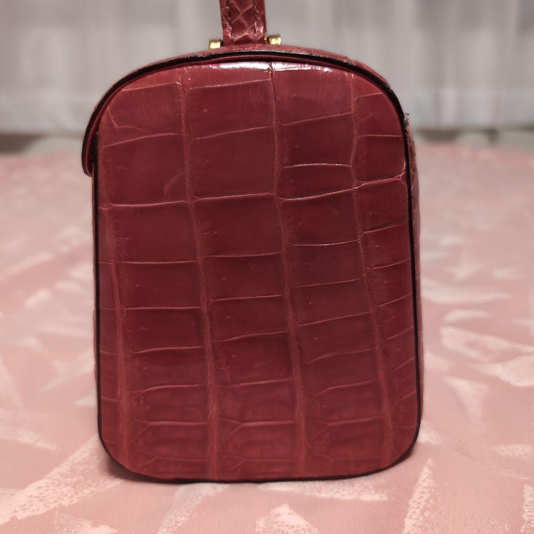1日限定お値下げ クロコダイル ピンク ハンドバッグ ワニ革 JRA