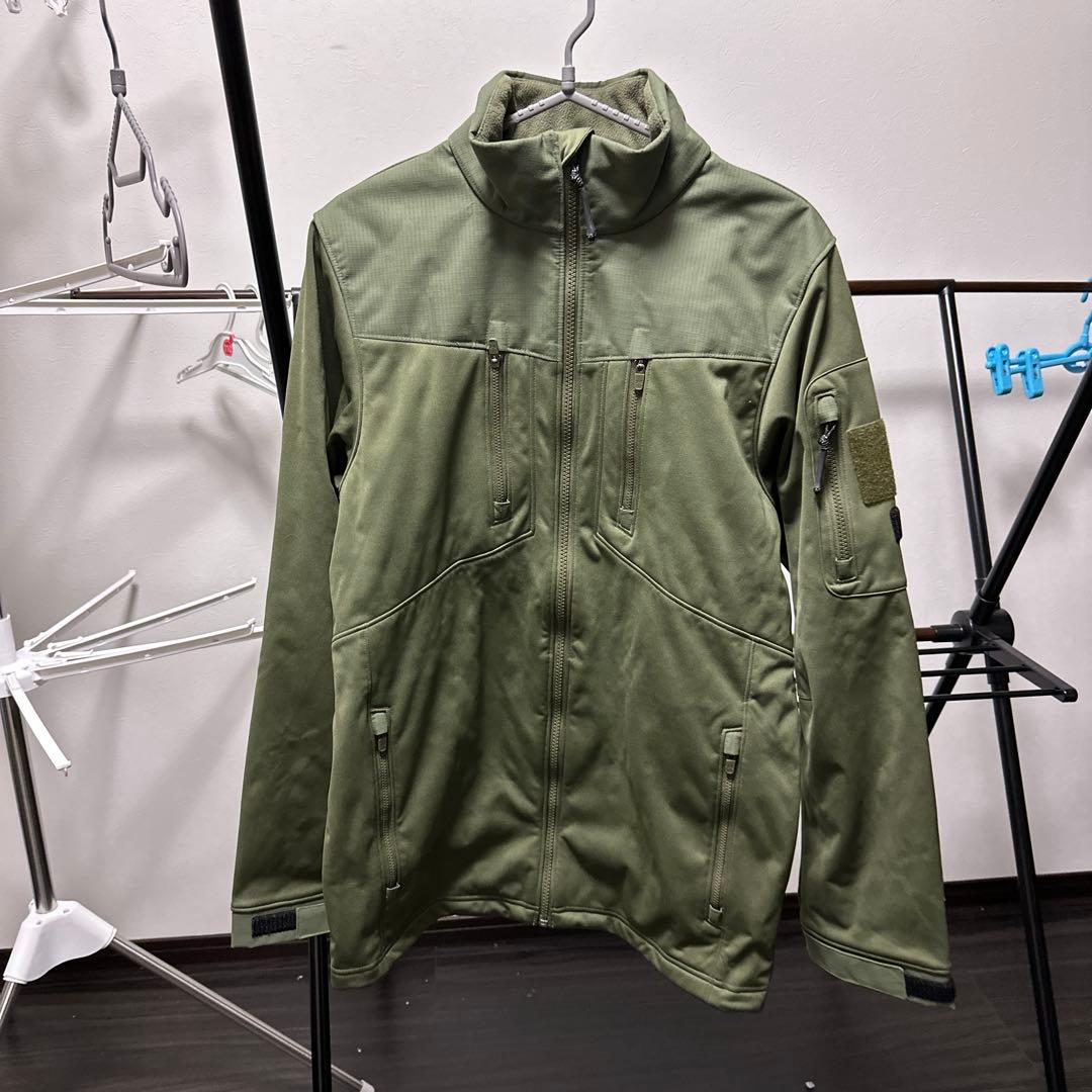 アンダーアーマー ソフトシェル