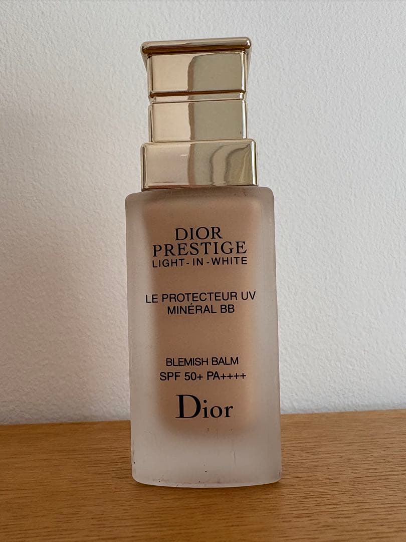 ディオール プレステージ ホワイト ル プロテクター UV ミネラル BB 01