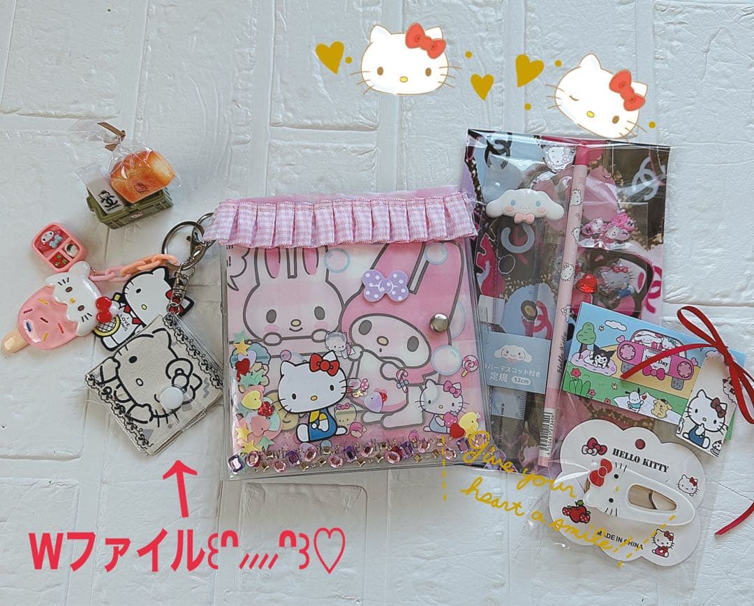 サンリオおすそ分けファイル増量wファイル＆アメキャラ＆限定1セットレア入り♡ロゴ