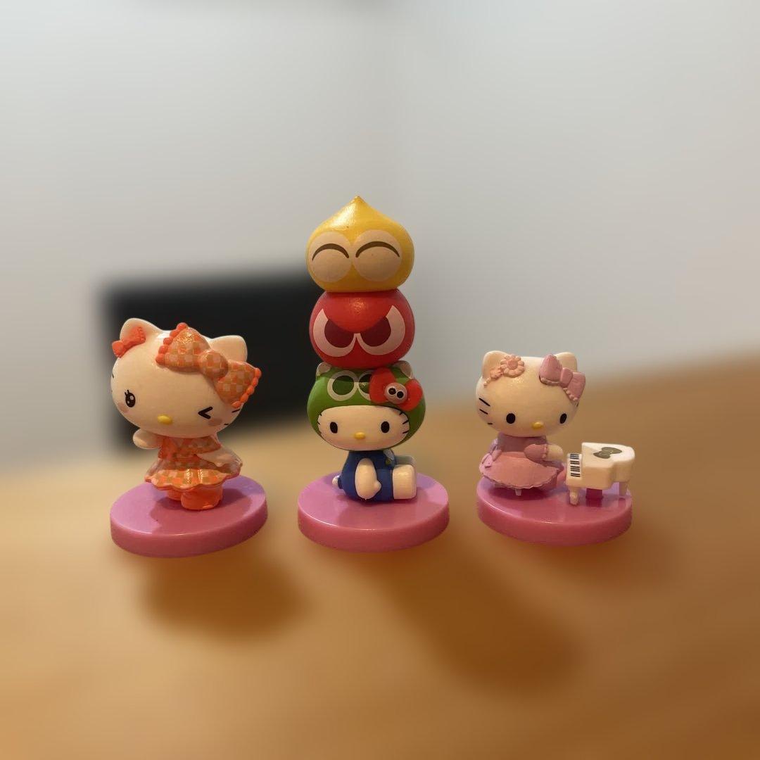 ハローキティ チョコエッグフィギュア 3体セット - メルカリ