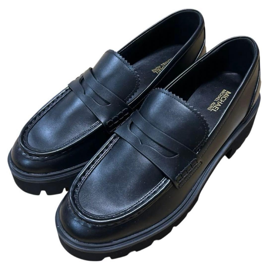 MICHEAL KORS チャンキーソール ローファー