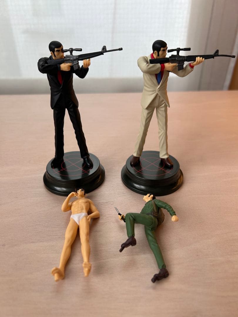 ゴルゴ13 フィギュアセット - メルカリ