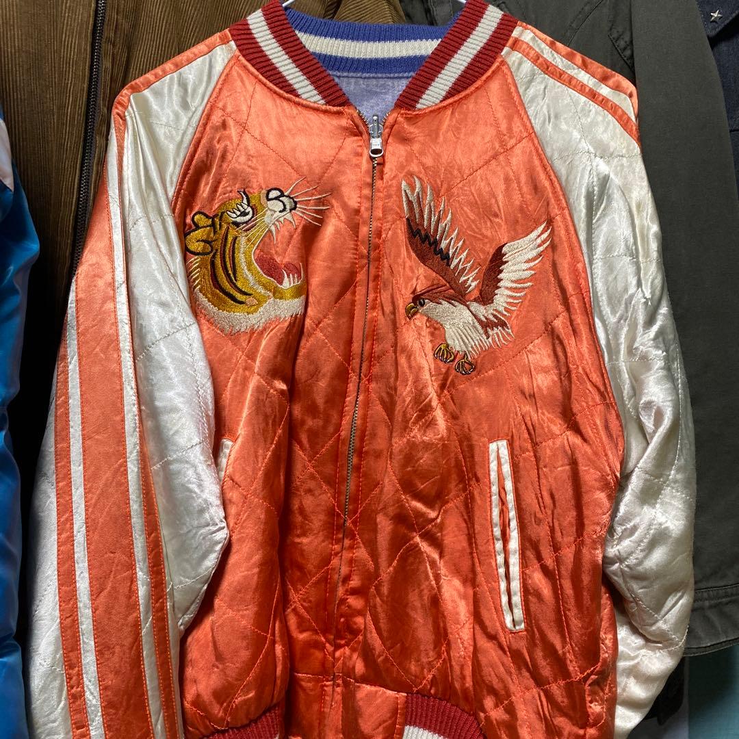 オレンジ スカジャン 虎と鷹の刺繍 - メルカリ
