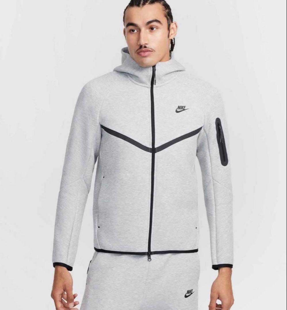 NIKE テックフリース グレー