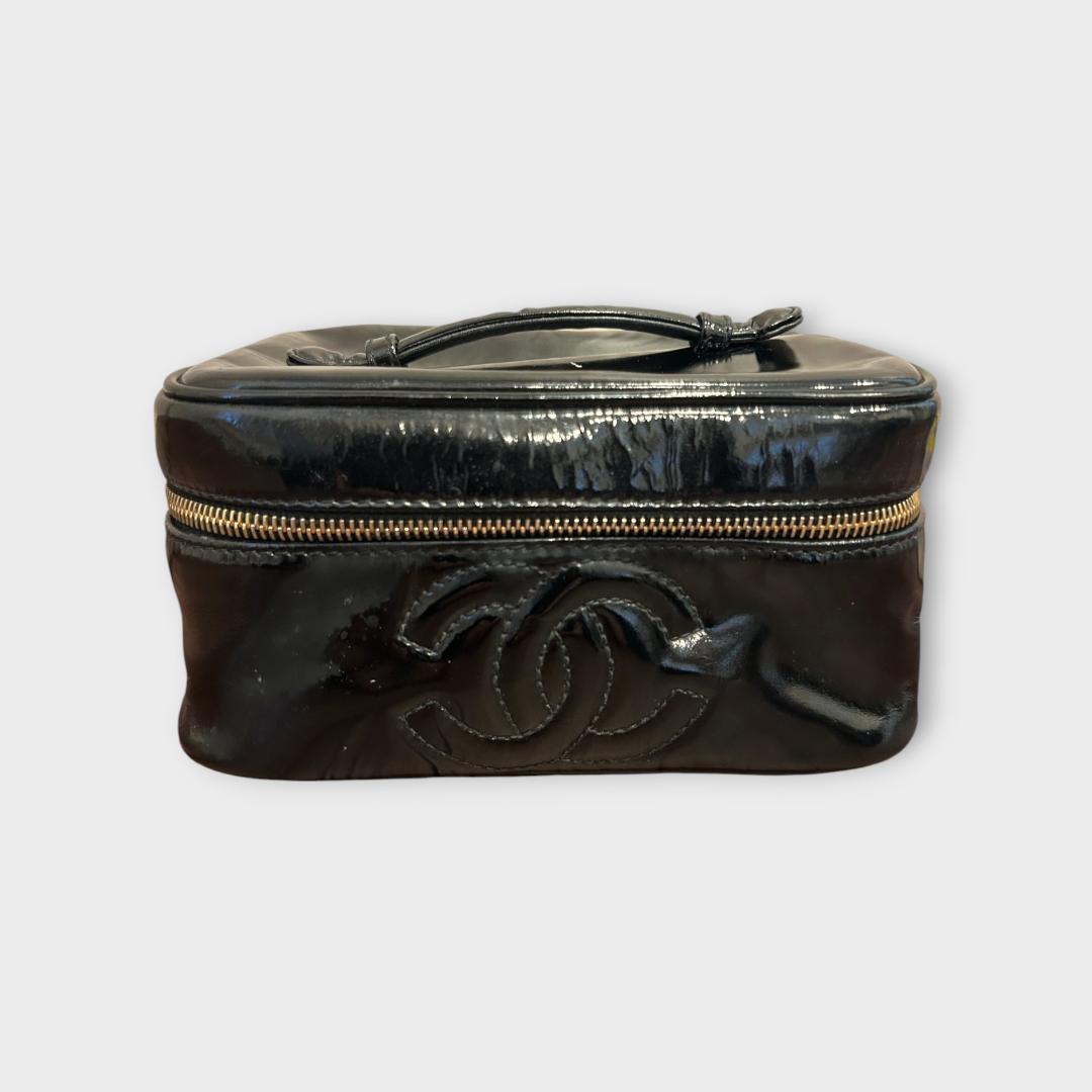 CHANEL シャネル バニティバッグ 化粧ポーチ 小物入れ　エナメル 楽天市場】【バッグ】CHANEL シャネル マトラッセ ジュエリーケース