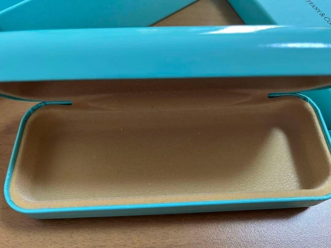 ティファニー メガネケース メガネ拭き 箱付き - メルカリ
