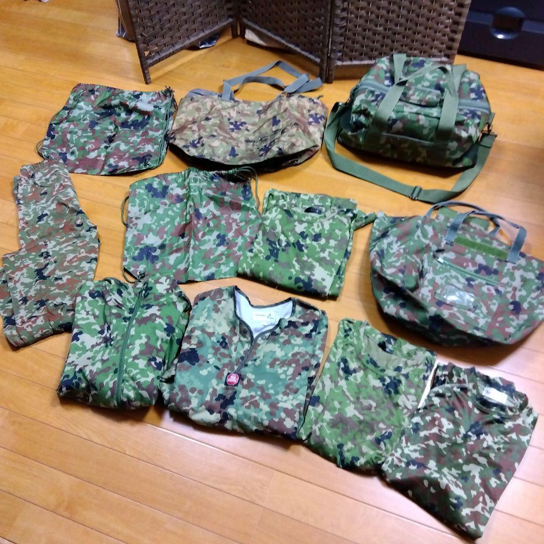 迷彩服6枚 バッグ5個 自衛隊 サバゲー まとめ売り