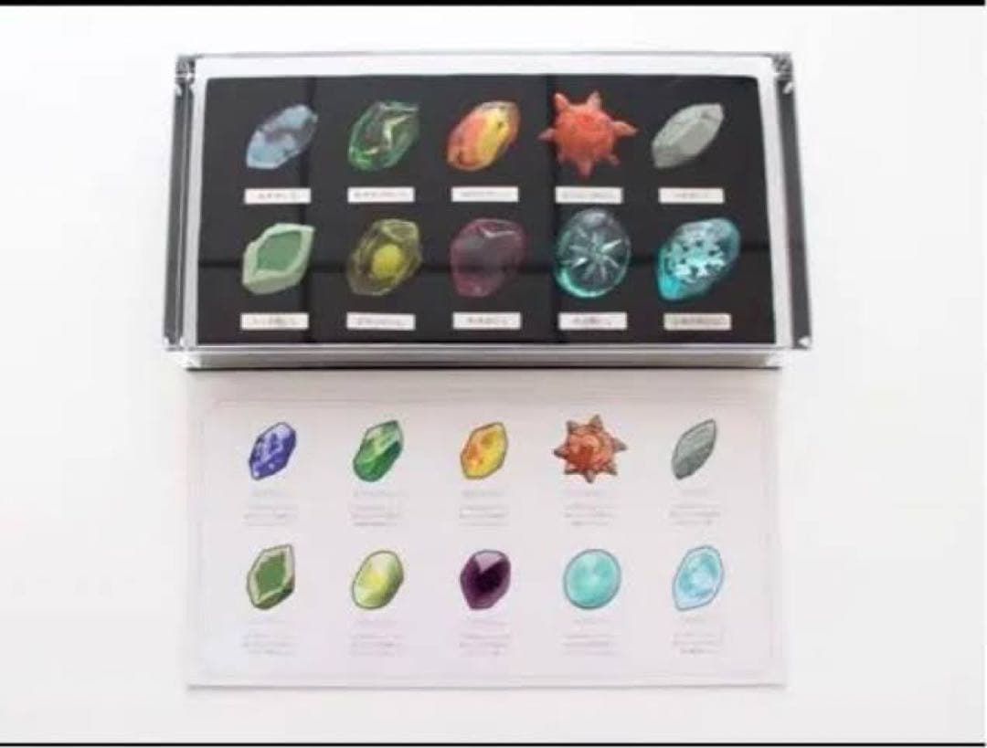 ポケモン　進化のいし　ミニ標本 キラキラ美しい☆ 進化のいしをイメージしたグッズ「SHINKA NO ISHI