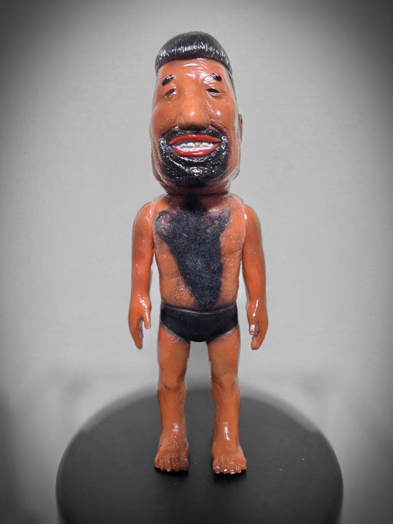 暗黒エンターテイメント 矢地田 瑞穂 KENNY 褐色　 ソフビ