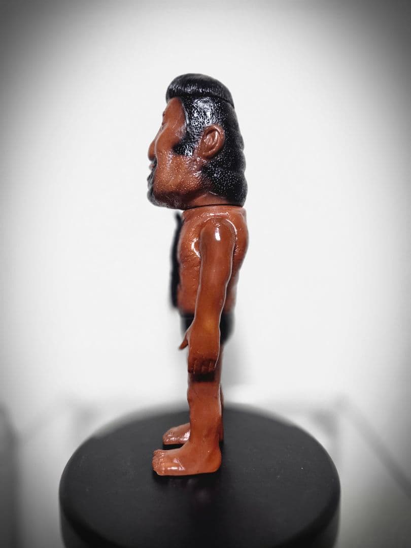 暗黒エンターテイメント 矢地田 瑞穂 KENNY 褐色　 ソフビ