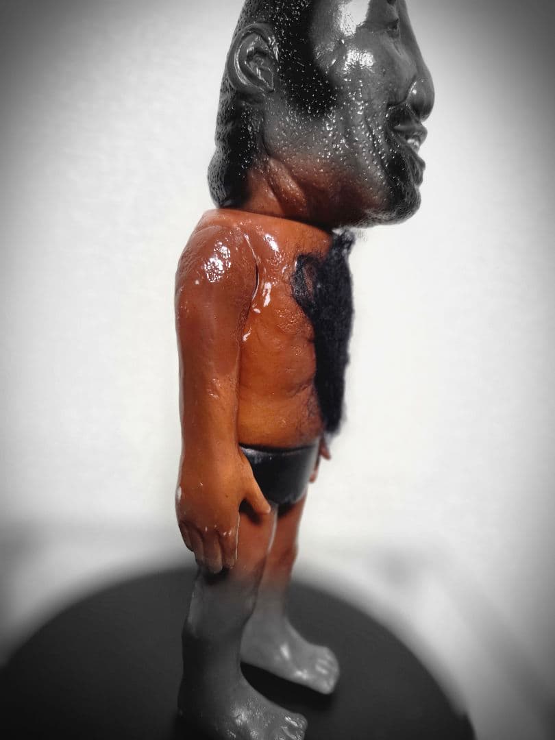 暗黒エンターテイメント 矢地田 瑞穂 KENNY 褐色　 ソフビ