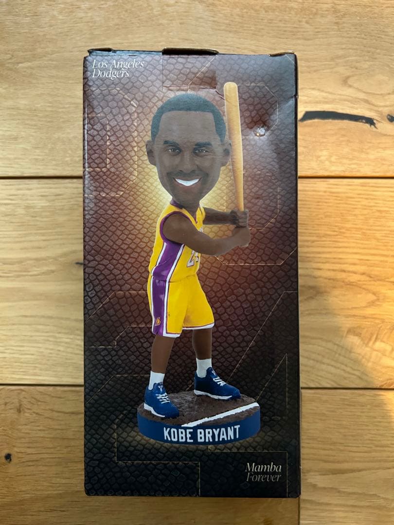 非売品】コービーブライアント ボブルヘッド