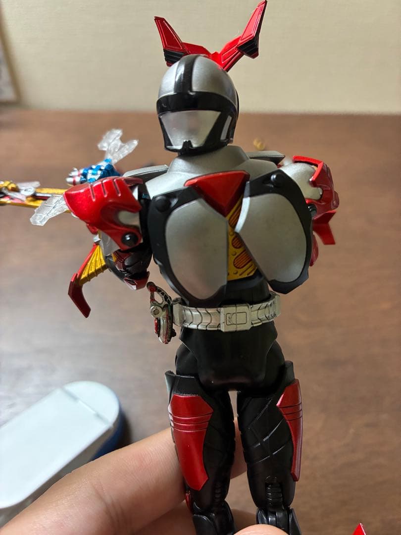 S.H.Figuarts 真骨彫製法　仮面ライダーハイパーカブト