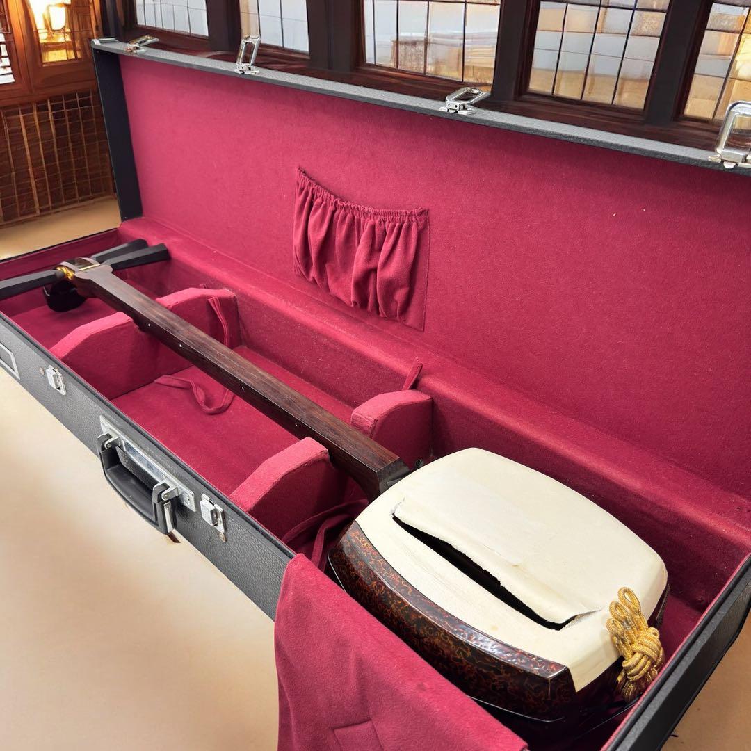 津軽三味線　紅木　東さわり　三つ折り　太棹 正寸 丸打胴　ハードケース