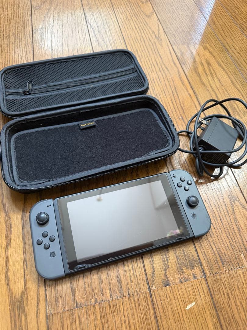 送料無料】ニンテンドースイッチ 黒【匿名配送】 - メルカリ