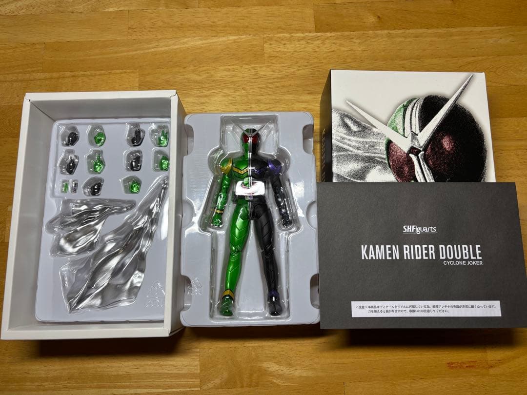 S.H.Figuarts 真骨頂 仮面ライダーダブル