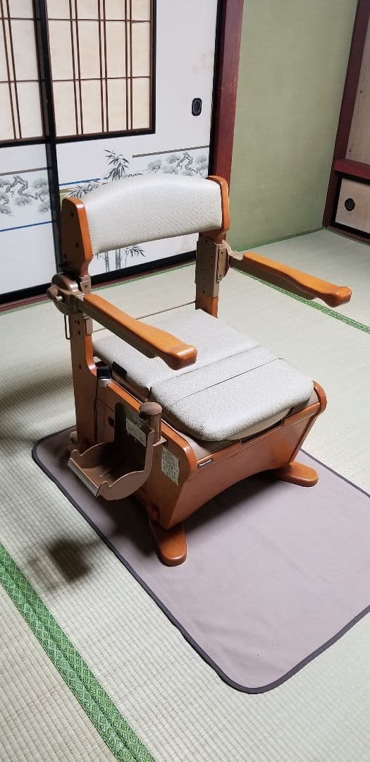 トイレ手すり付き椅子 木製