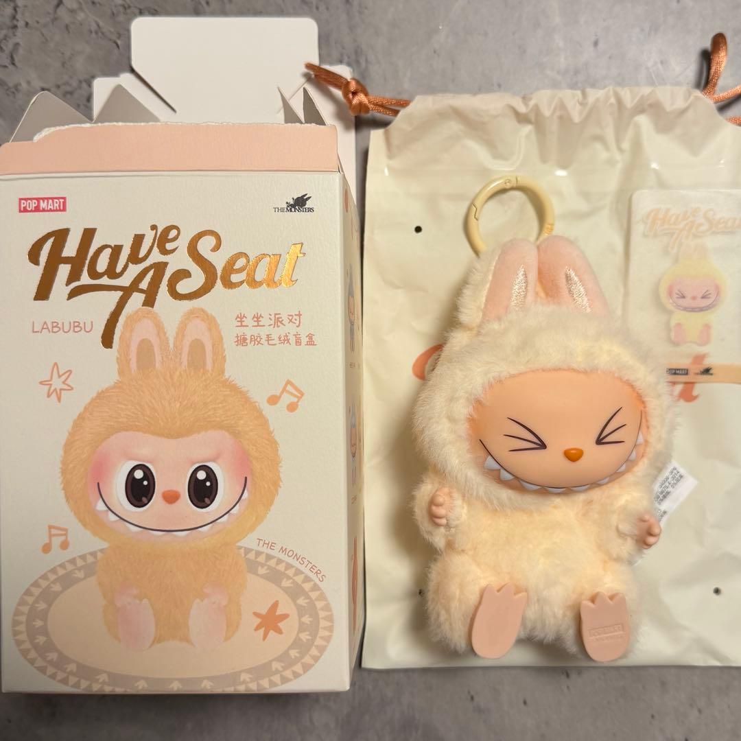 ラブブ Have a Seat ハブアシート SISI - メルカリ