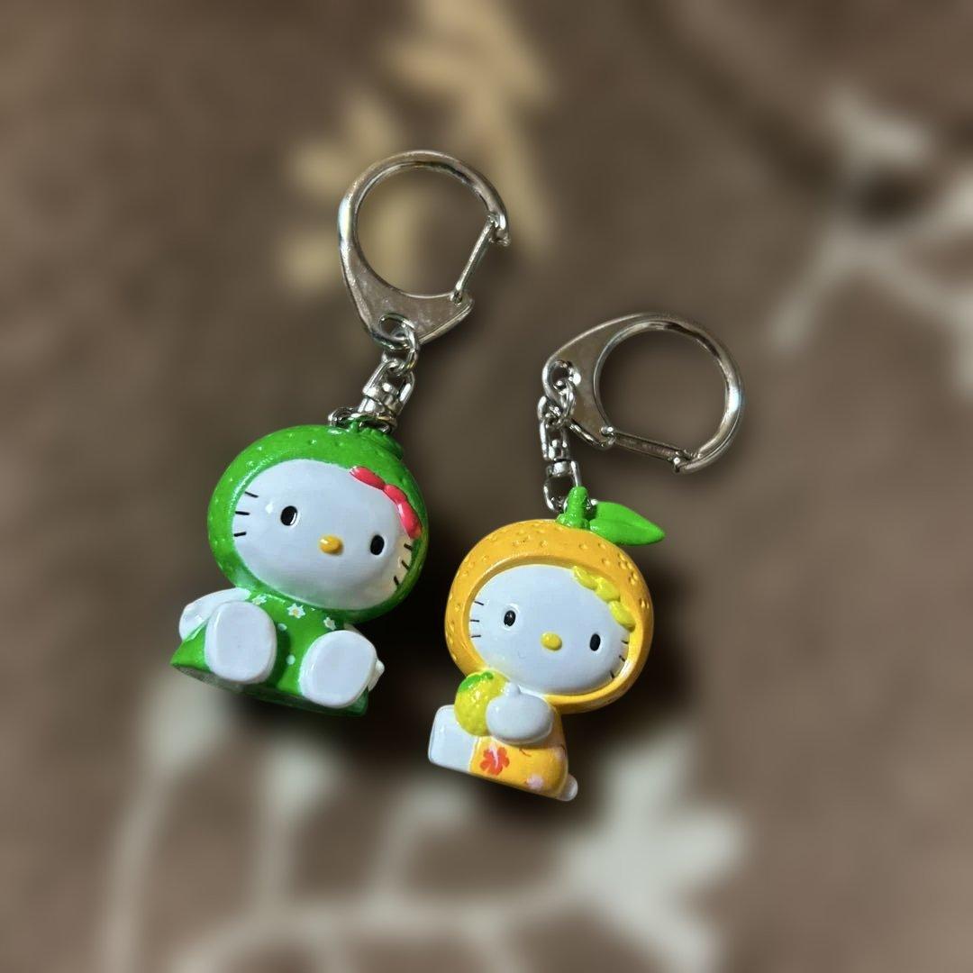ご当地キティ 大分限定 かぼす ＆宮崎 日向夏キーホルダーハローキティ
