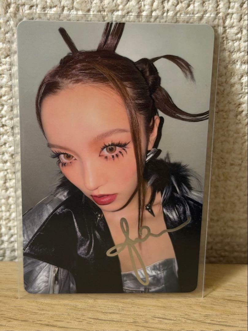 XG CHISA チサ ワールドツアー 限定特典　サイン入り