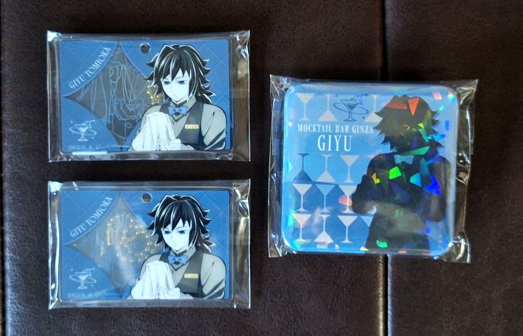 鬼滅の刃】モクテルバー ロト アクリルチャーム&缶バッジ計3点セット