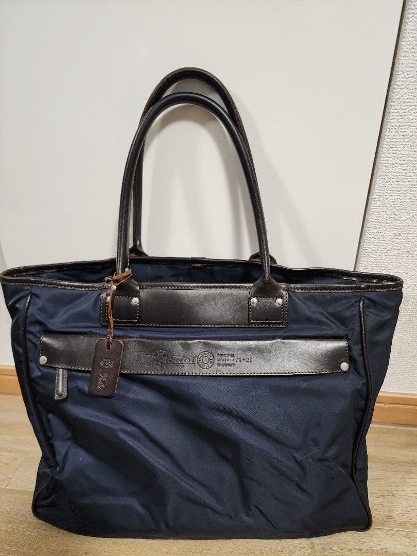 フェリージビジネストートバッグ　ネイビー