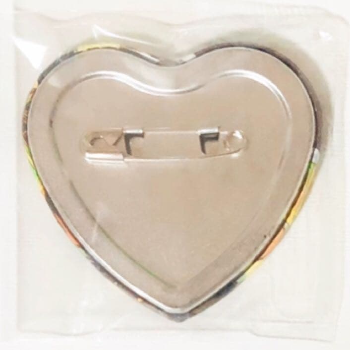 新品☆あんスタ☆Switch【春川宙】一番カフェ☆ハート型缶バッジ