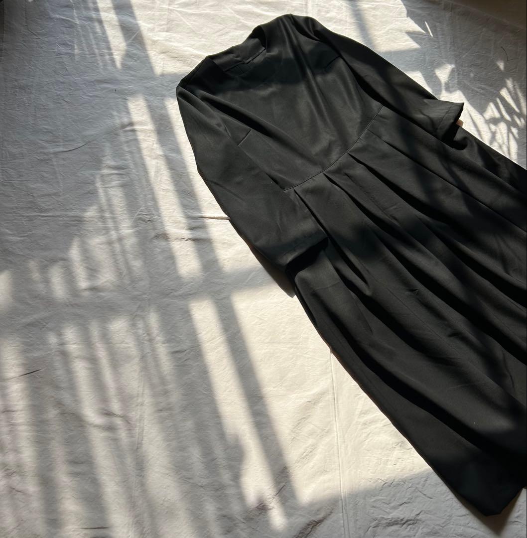 【プーラページ】高級ブラックwoolフォーマル対応ワンピース