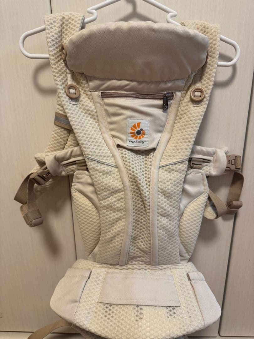 連休値下げ！ 美品 エルゴベビー OMNI Breeze ナチュラルベージュ
