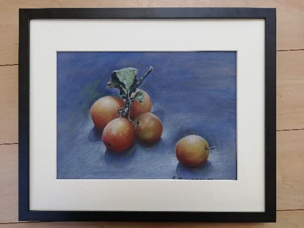 「姫林檎」、mix media，木板和紙、額装つき