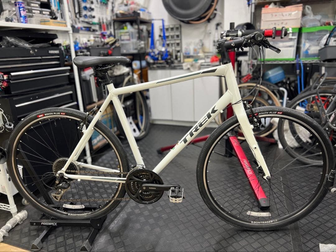 希少XLサイズ Trek FX3 クロスバイク 700C ホワイト