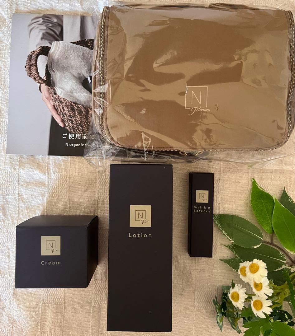 Nオーガニック Vie ローション+クリーム+リンクルパックエッセンスミニ