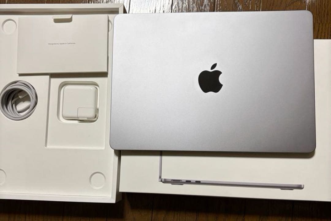 MacBook Air M2 256gb 8gb 96% スペースグレー