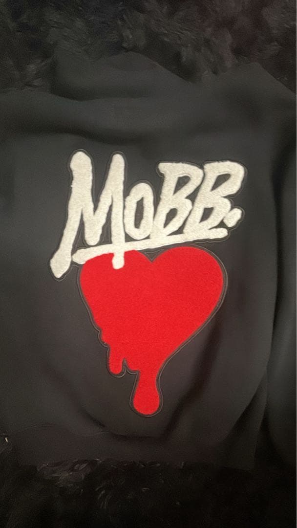 MOBB. ブラック フード付きパーカー - メルカリ