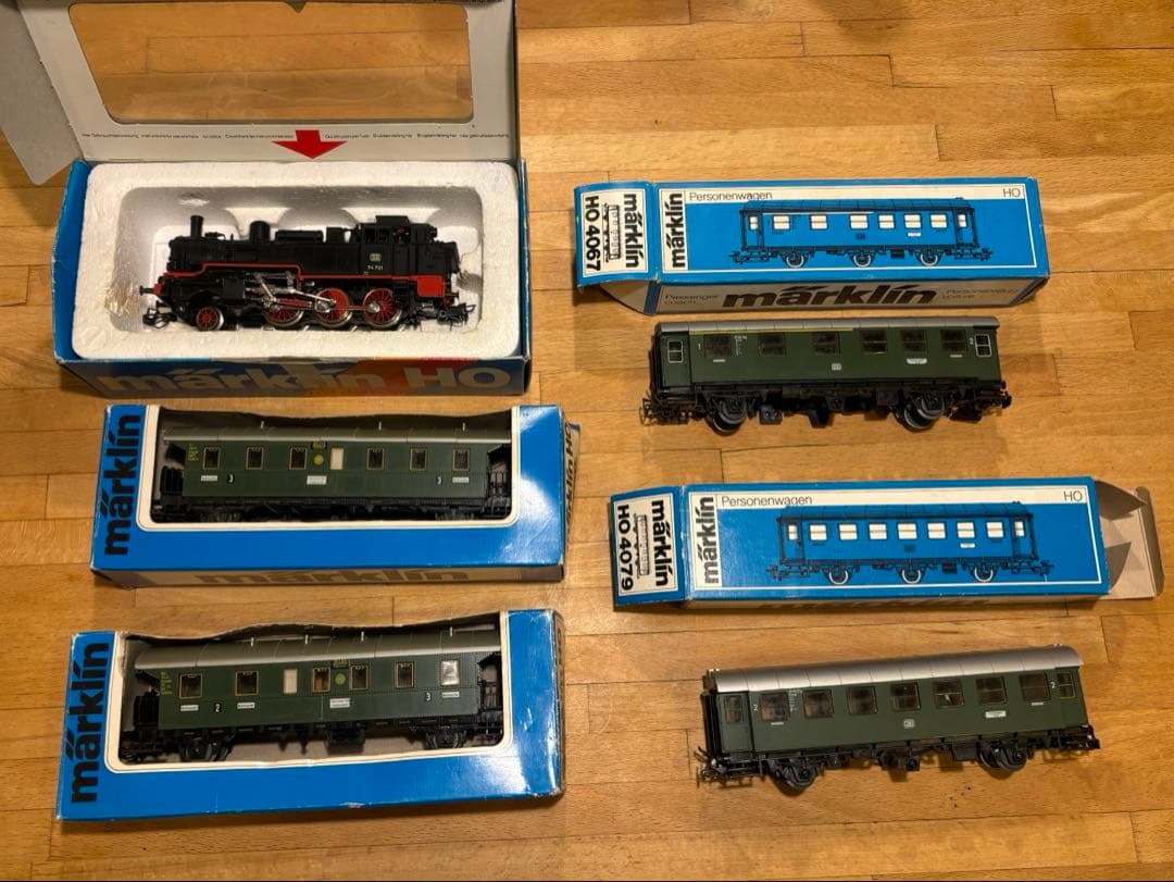 HOゲージ メルクリン　蒸気機関車　客車4両セット