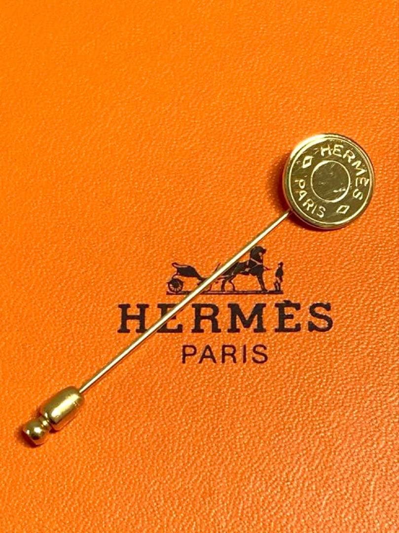 美品 HERMES エルメス セリエ ピンブローチ ピンバッジ ゴールド 箱付き