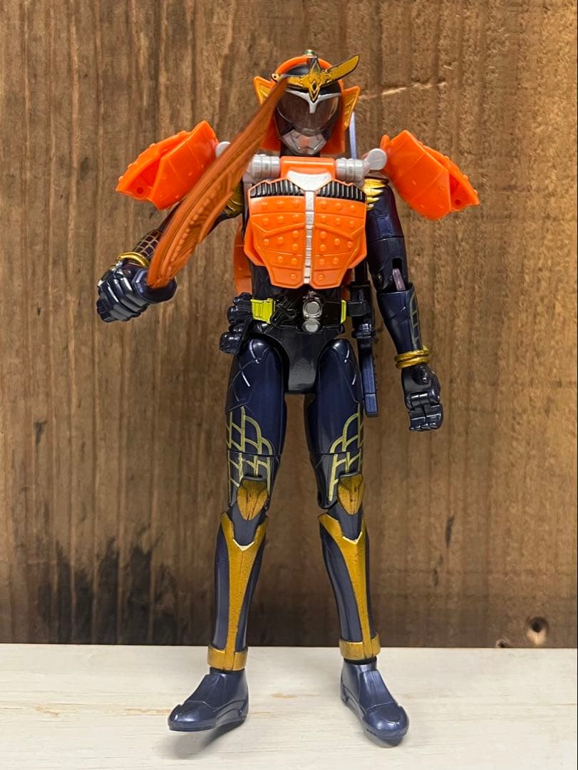 仮面ライダー鎧武　アームズチェンジシリーズ 本体1体　アームズチェンジ５点セット