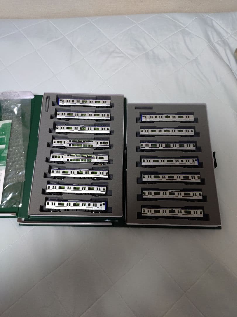 KATO E235系1000番台 横須賀線・総武快速線　15両セット