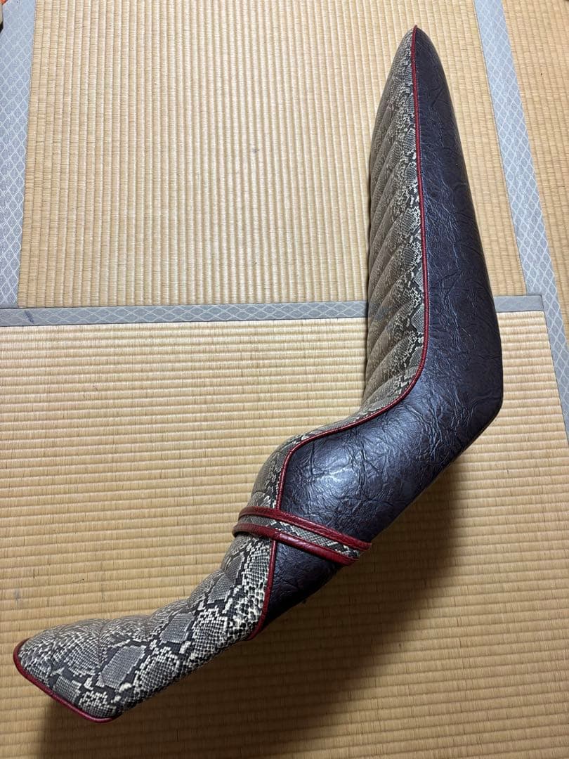 3段シート CBX400F 大川 川口 CBX550F BEET 当時物 3段シート CBX400F 大川 川口 CBX550F BEET 当時物 3段シート CBX400F