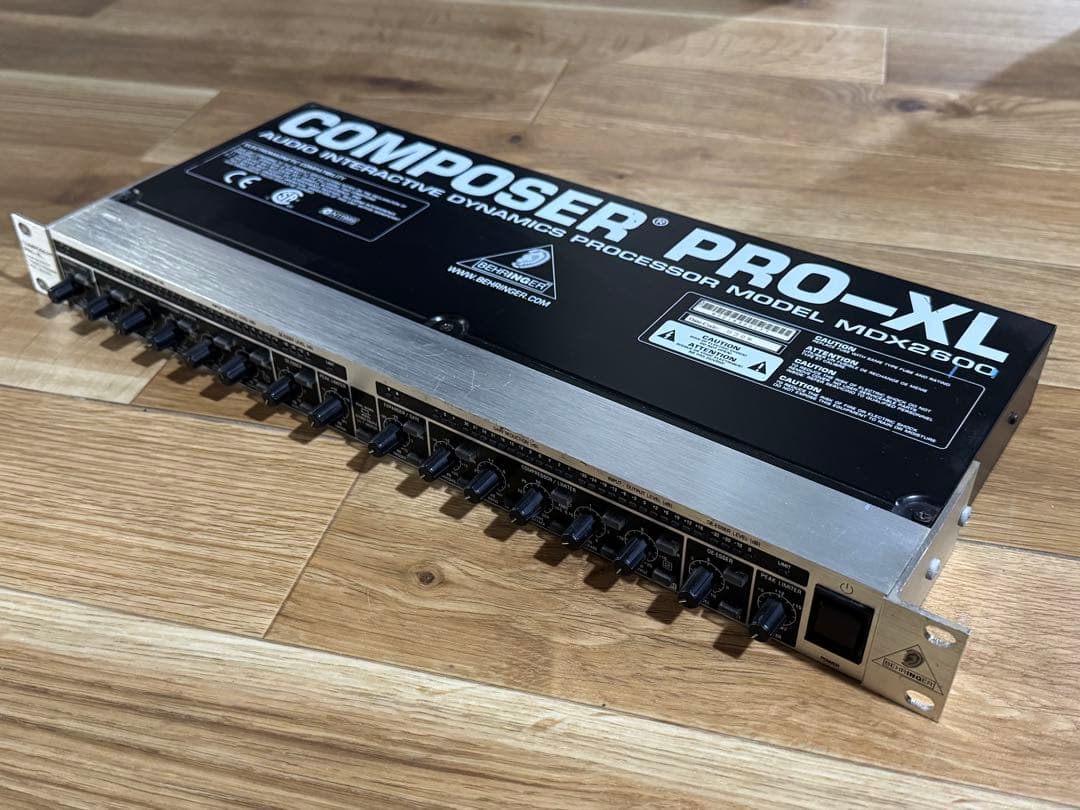 Behringer MDX2600 コンプレッサー プロセッサー