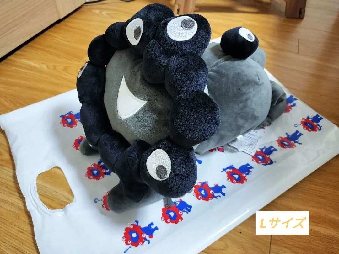 【新品タグ付】大阪・関西万博　黒 ミャクミャク 這型 ぬいぐるみ Lサイズ