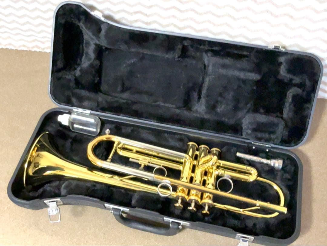 ぱ*)様 JUPITER トランペット 特別改造品 ケース ・マウスピース・バル