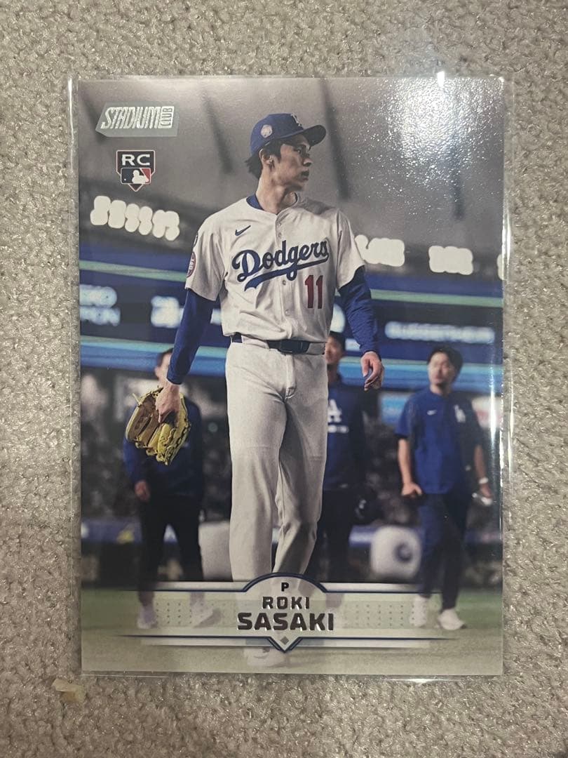 topps 佐々木朗希 RC ベース - メルカリ