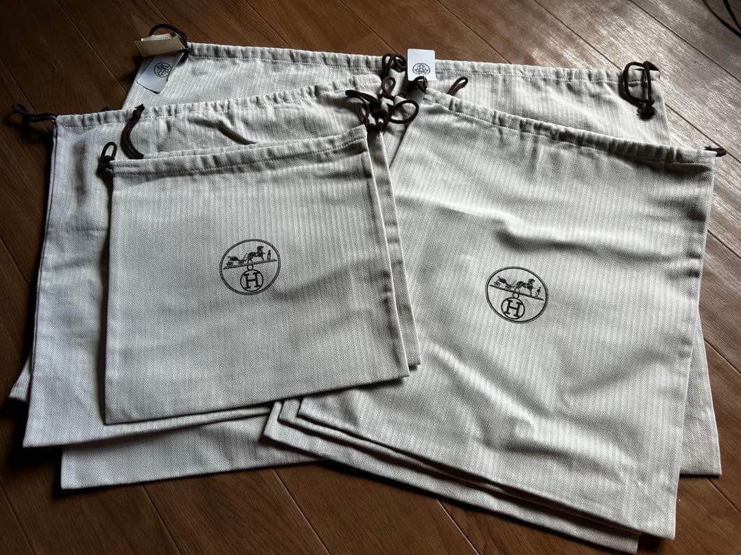 RY　エルメス 純正 ショップ保存袋 まとめ売り 巾着 ベージュ 7枚 楽天市場】エルメス 巾着 保存袋 ダストバッグ バッグ用 5点セット